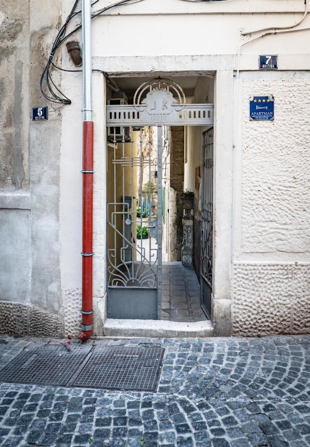 Vitelli Apartments And Rooms Split Kültér fotó