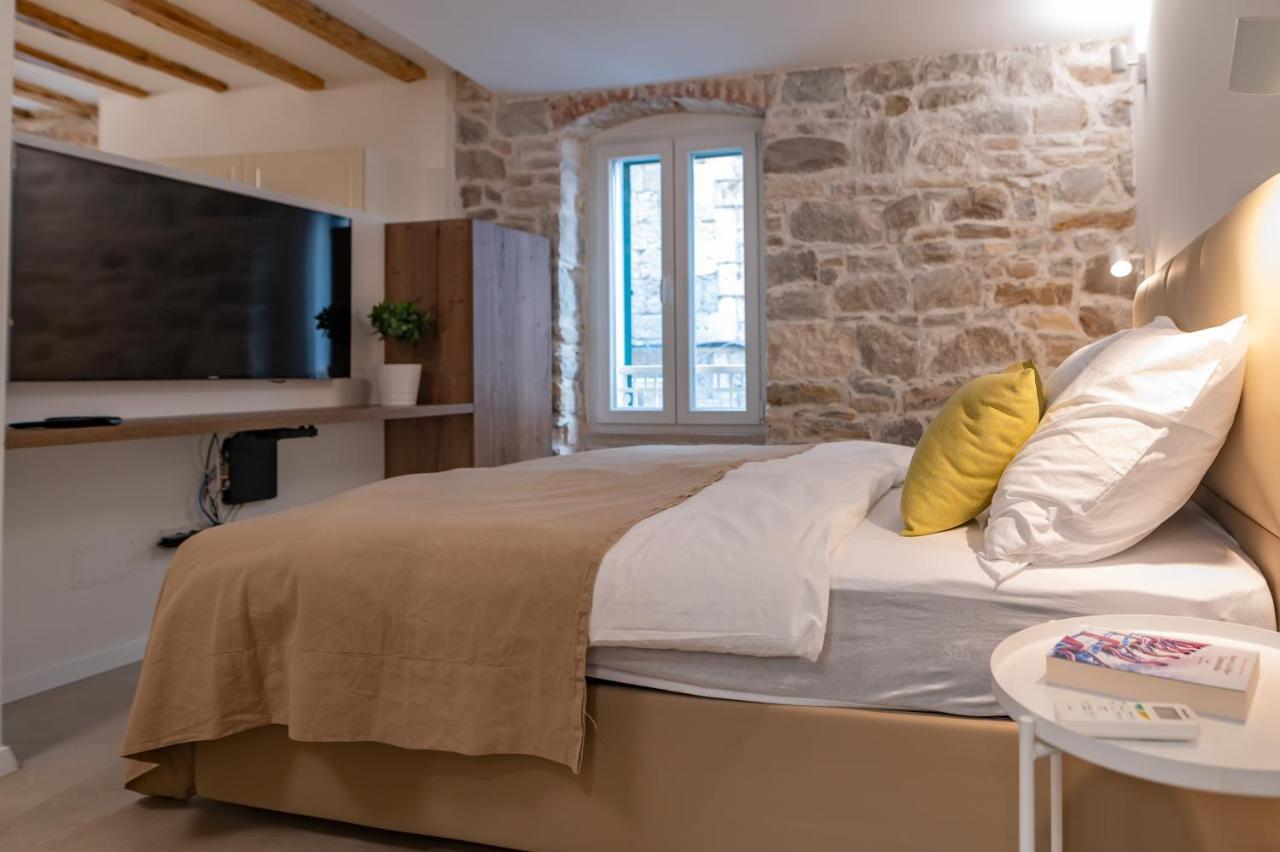 Vitelli Apartments And Rooms Split Kültér fotó